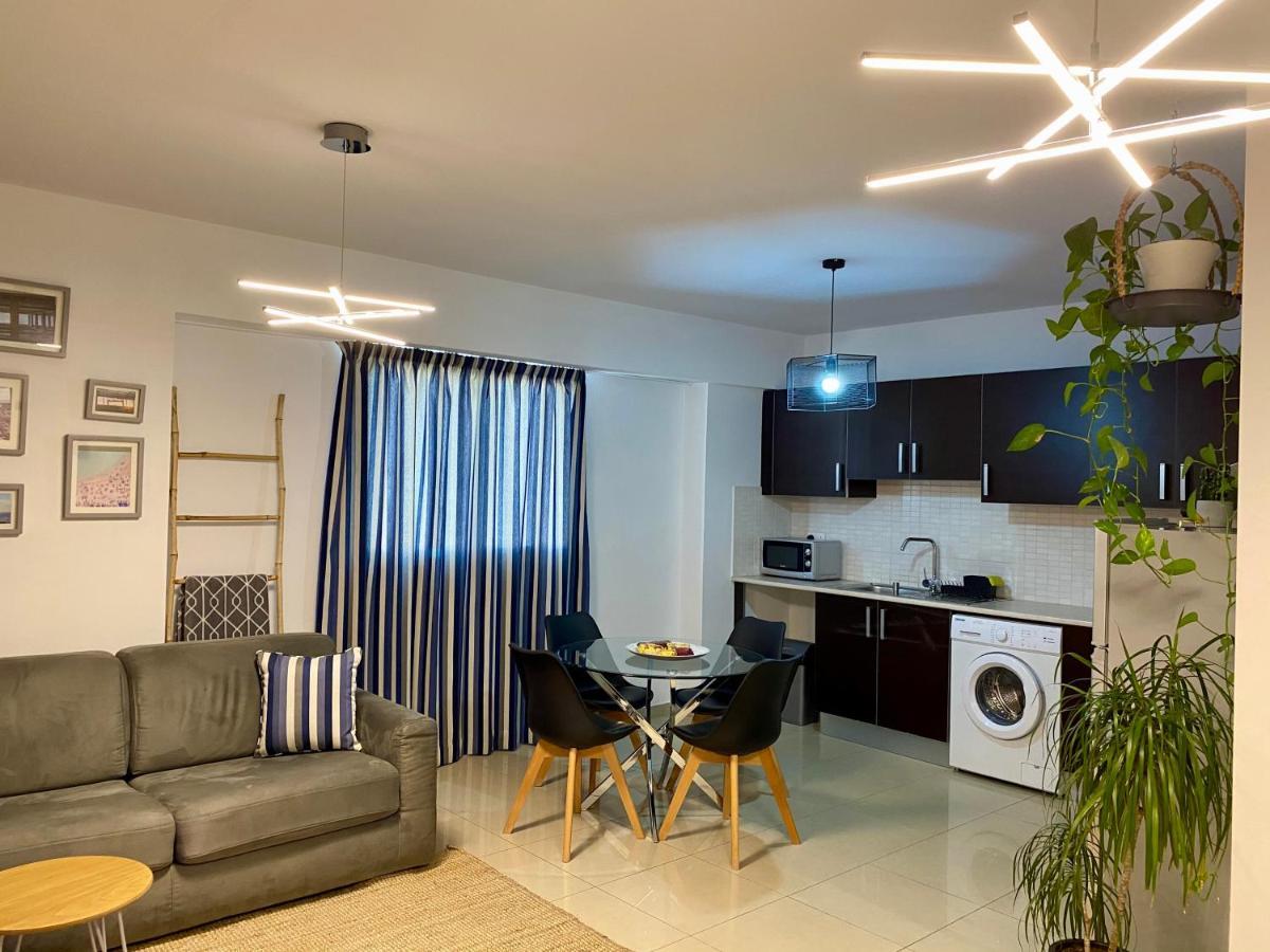 Fat Cow Apartment 103 Larnaca Dış mekan fotoğraf